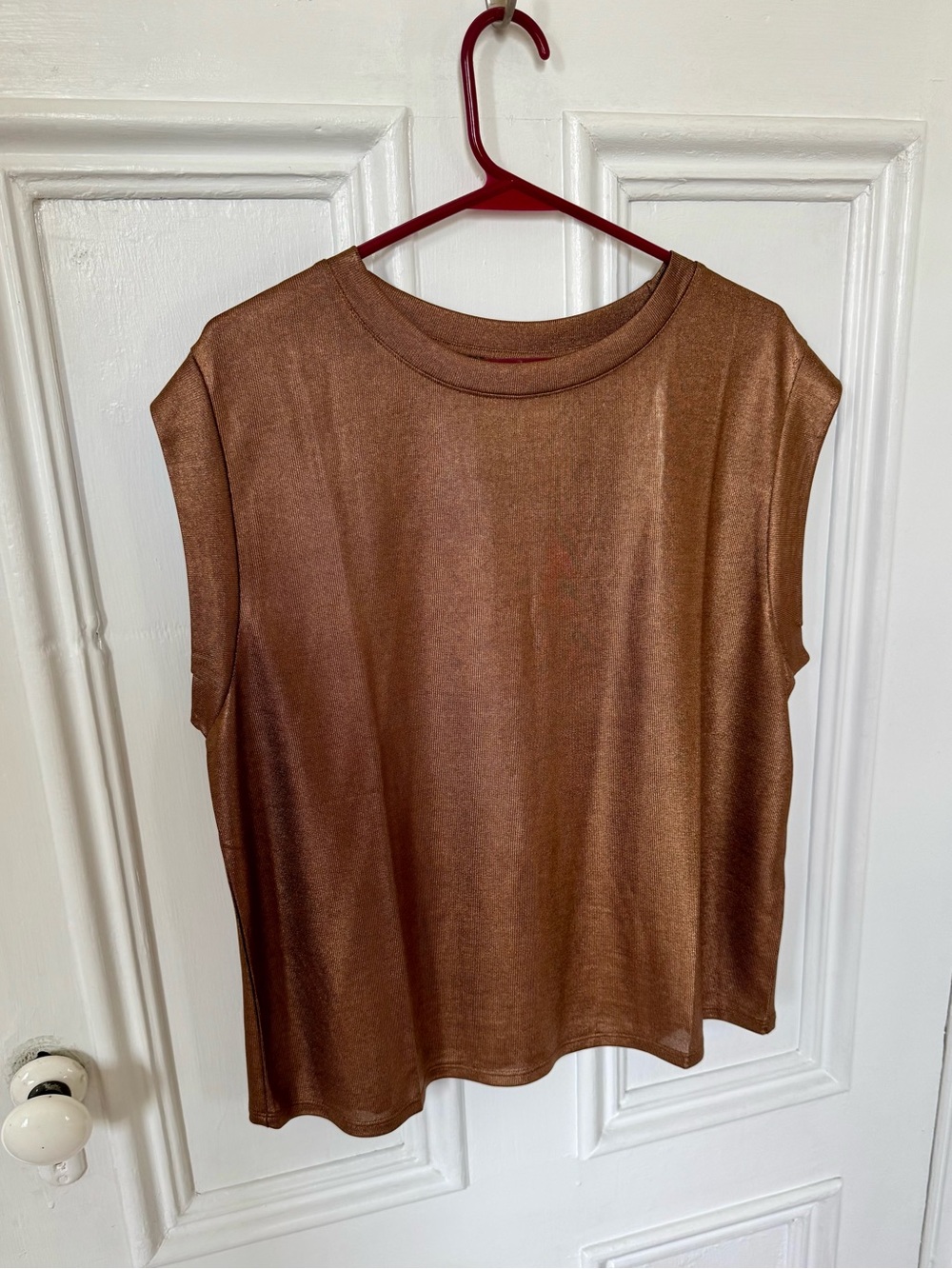 Flowy bronze metallic t-shirt